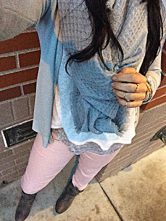 Streetstyle: Laid-Back Layers~Soft Gray & Pale Pink