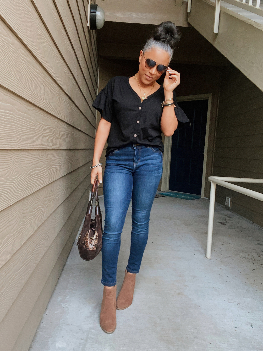 Black Button Down Henley Top + My Workout Routine for One Week