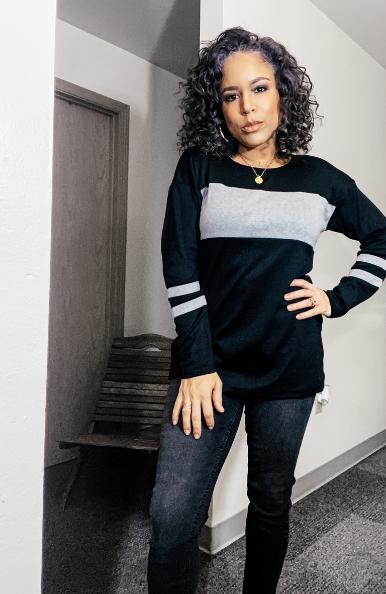Black and gray color block long sleeve casual tee